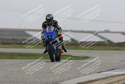 media/Nov-29-2025-TrackDaz (Sat) [[10ae2d9bce]]/B Group/Session 4 (Wheelie Bump)/